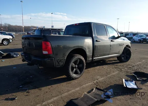 2017 Ram 1500 Express 4X4 5'7 Box z USA, uszkodzony, nr VIN 3C6RR7KT6HG523664